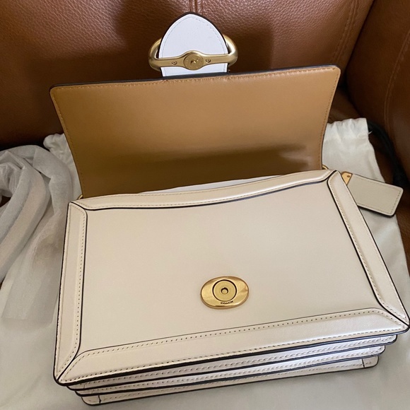 NEW Coach Riley Top Handle 22 with Floral Applique in Chalk/Brass - Picture 7 of 12